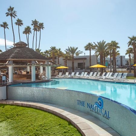 The Nautical Beachfront Resort Lake Havasu City Extérieur photo