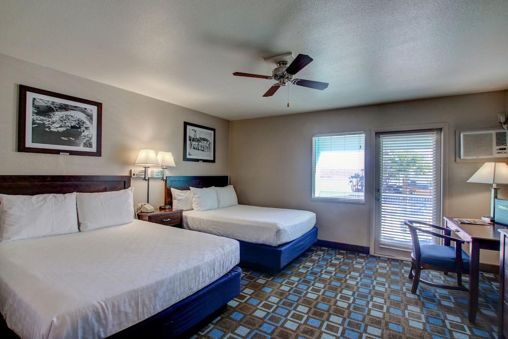 The Nautical Beachfront Resort Lake Havasu City Extérieur photo