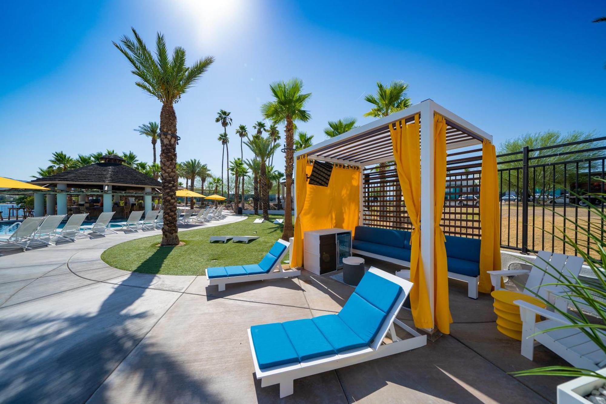 The Nautical Beachfront Resort Lake Havasu City Extérieur photo