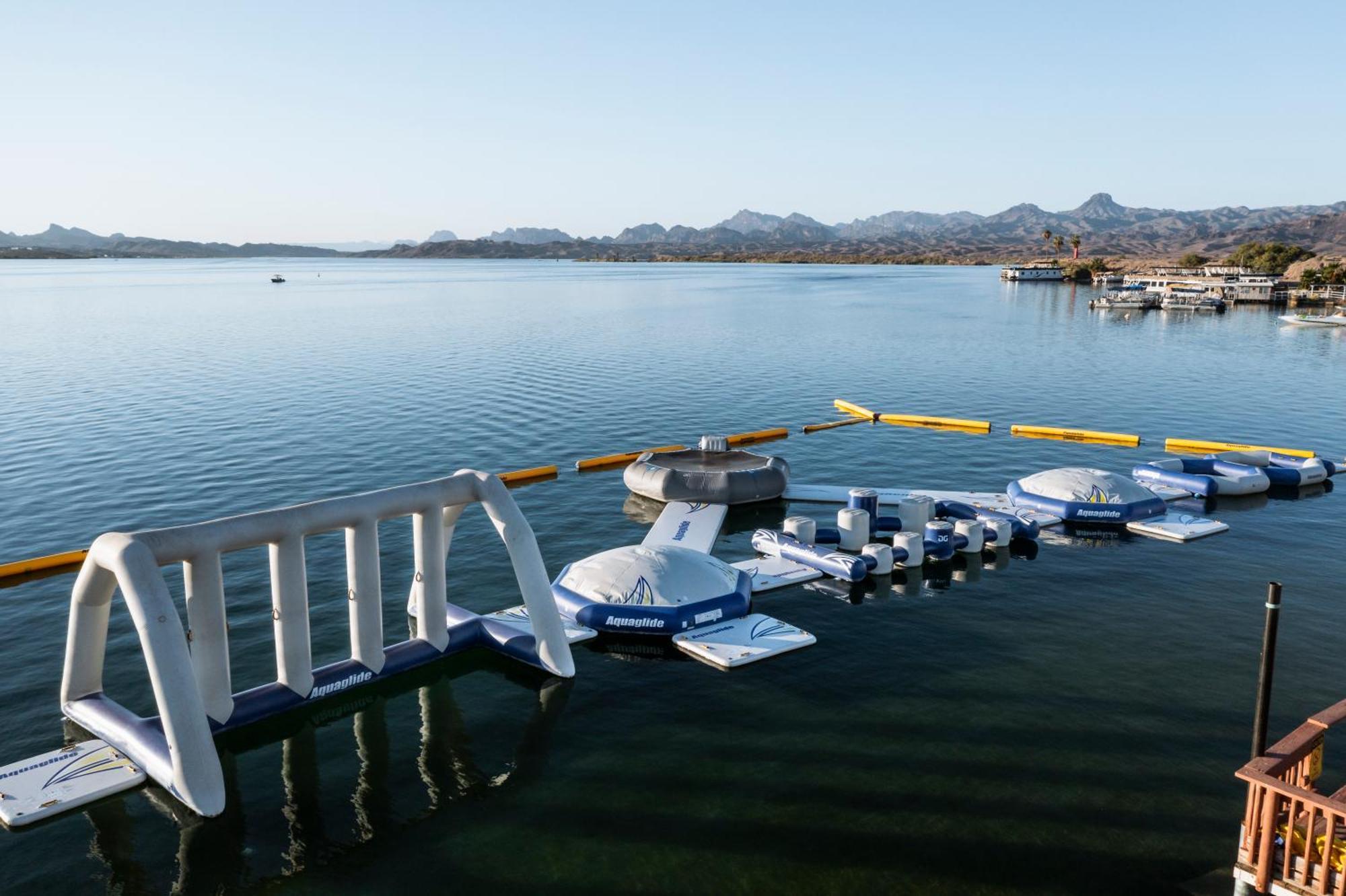 The Nautical Beachfront Resort Lake Havasu City Extérieur photo