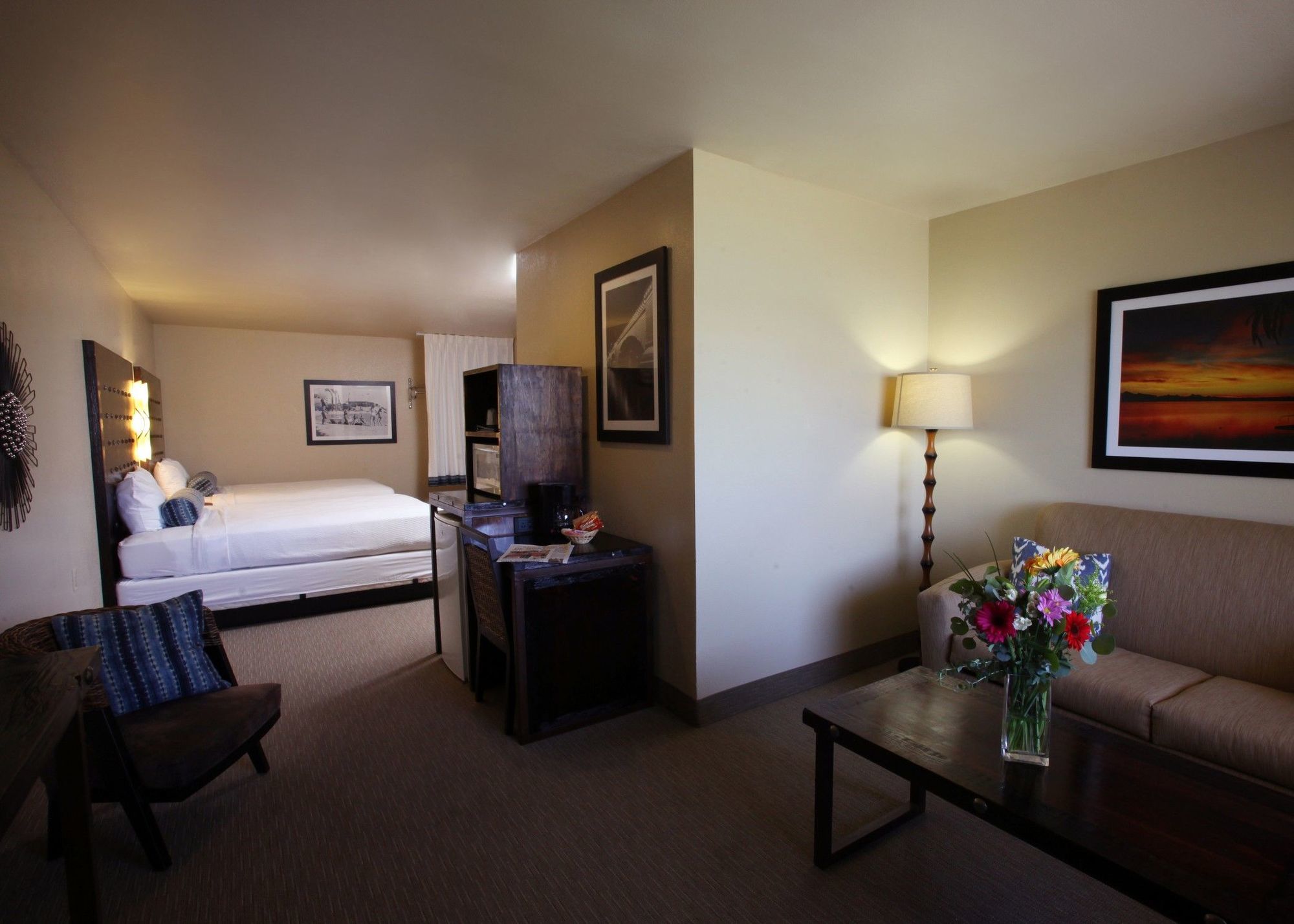 The Nautical Beachfront Resort Lake Havasu City Extérieur photo